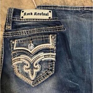 Like New! Women’s Rock Revival Jeans - Size 27
